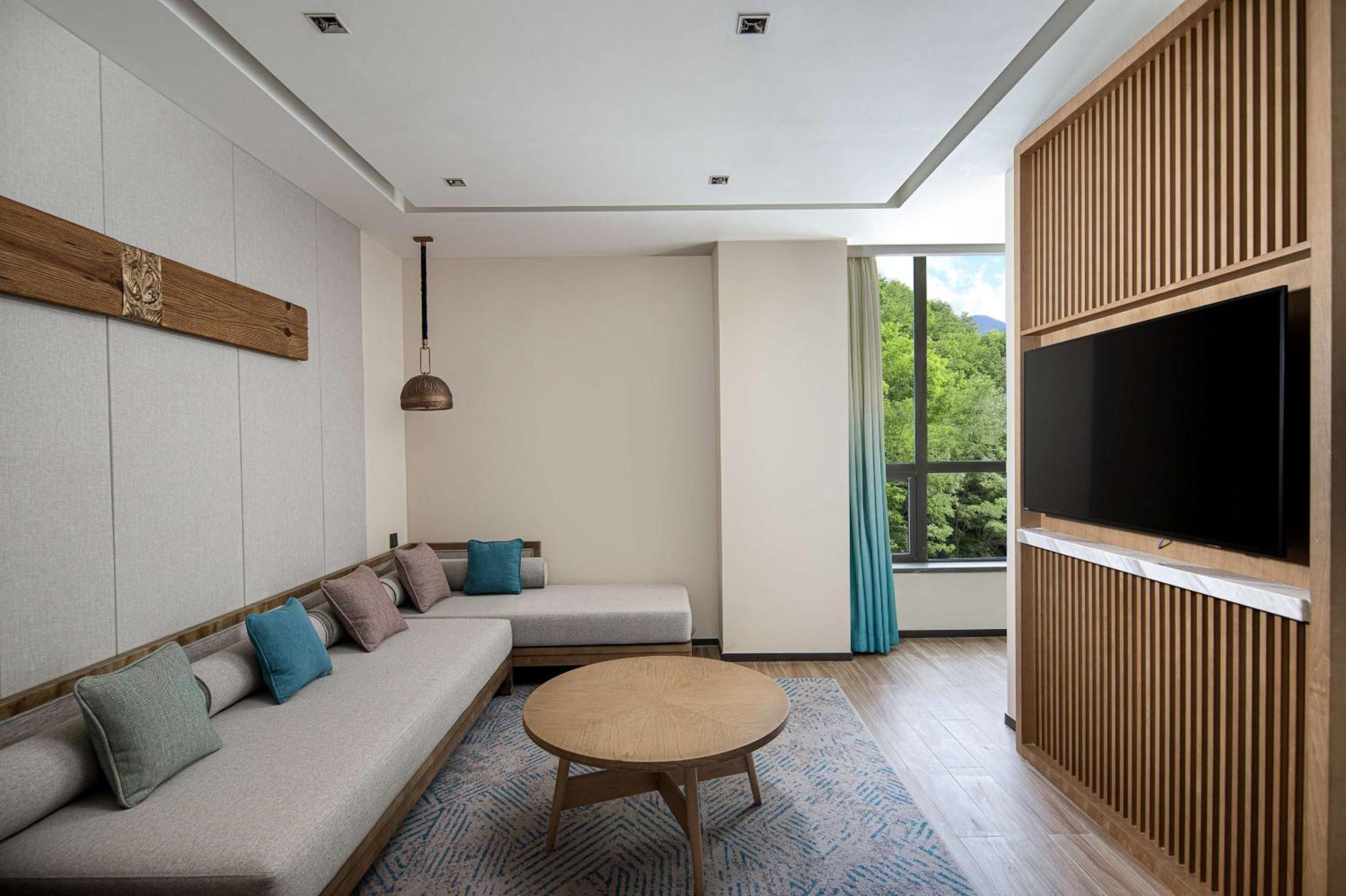 Hilton Garden Inn ג'יוג'איגואו מראה חיצוני תמונה